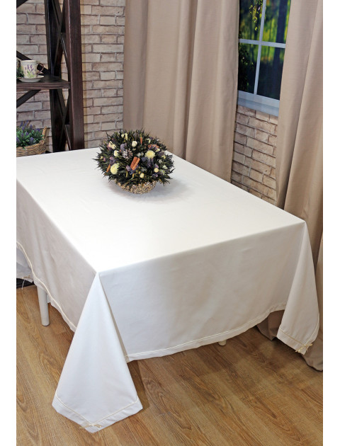 Скатерть duck, белая с каймой и атласными лентами