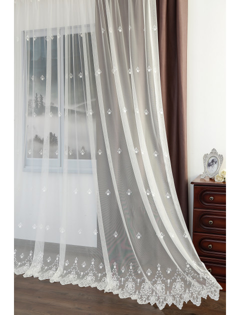 Тюль сетка с вышивкой молочный